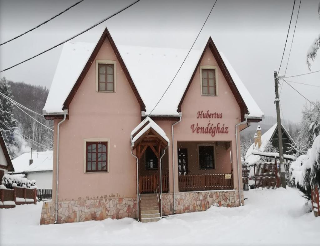 Hubertus Vendeghaz Hotel Parád Buitenkant foto